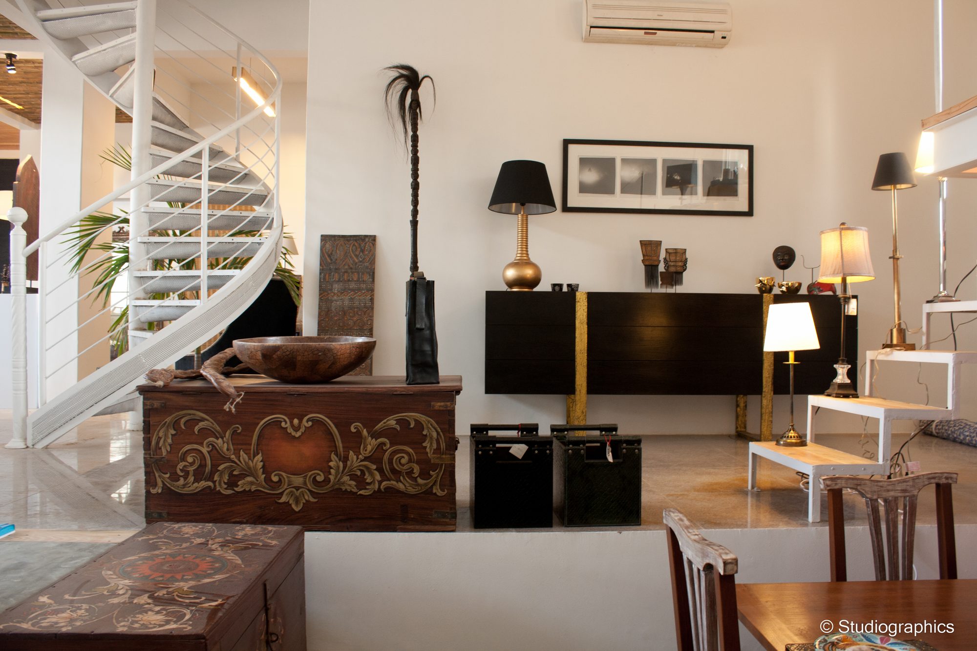 House 21 — Furniture Gallery — House 21 retail / furniture gallery in Phase VI, DHA, Karachi, Pakistan — view 4